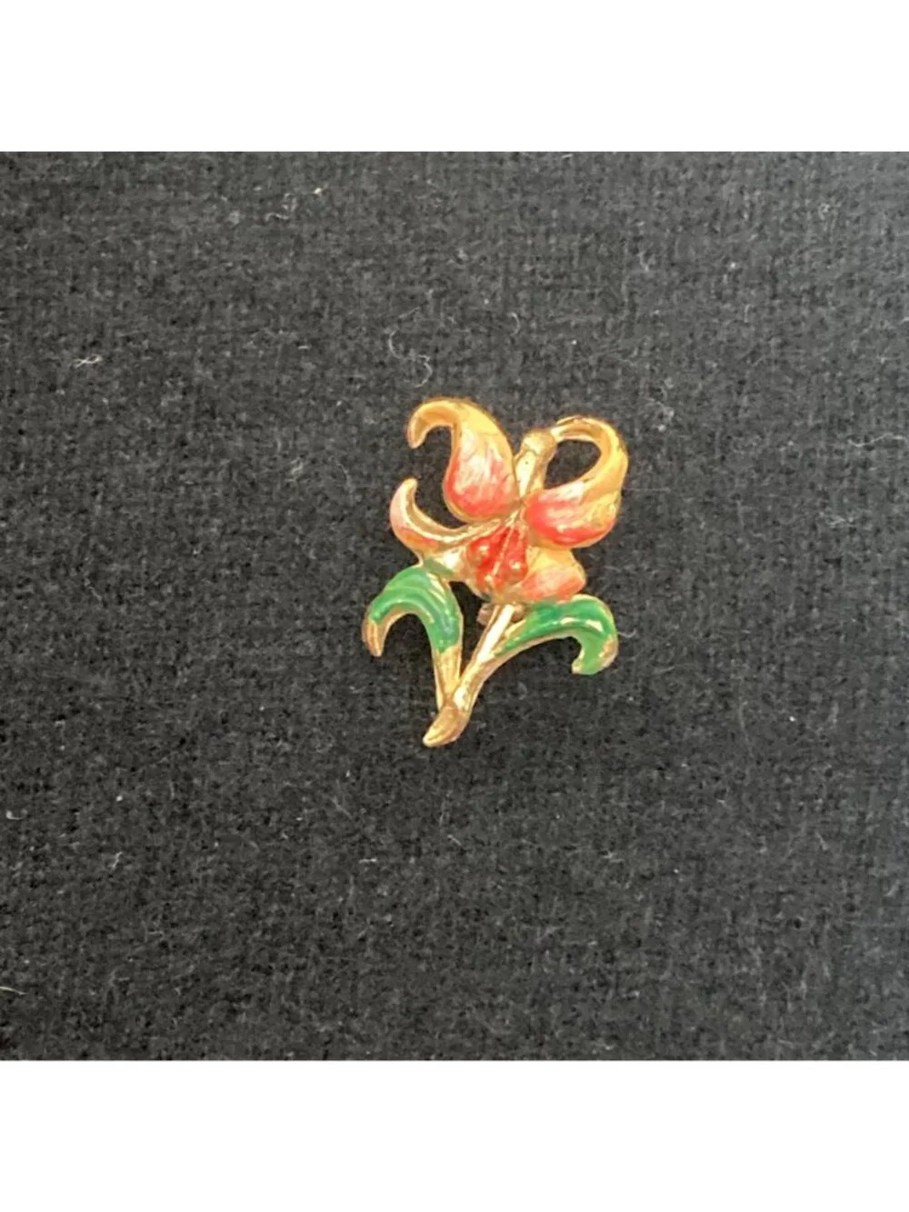Vintage Gold Tone Enamel Lilly Flower Brooch Pin Pink Green Feminine Delicate